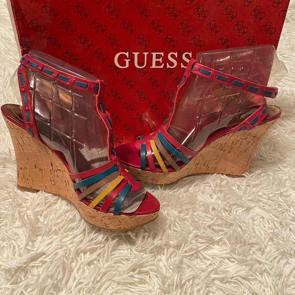 Guess rainbow wedges